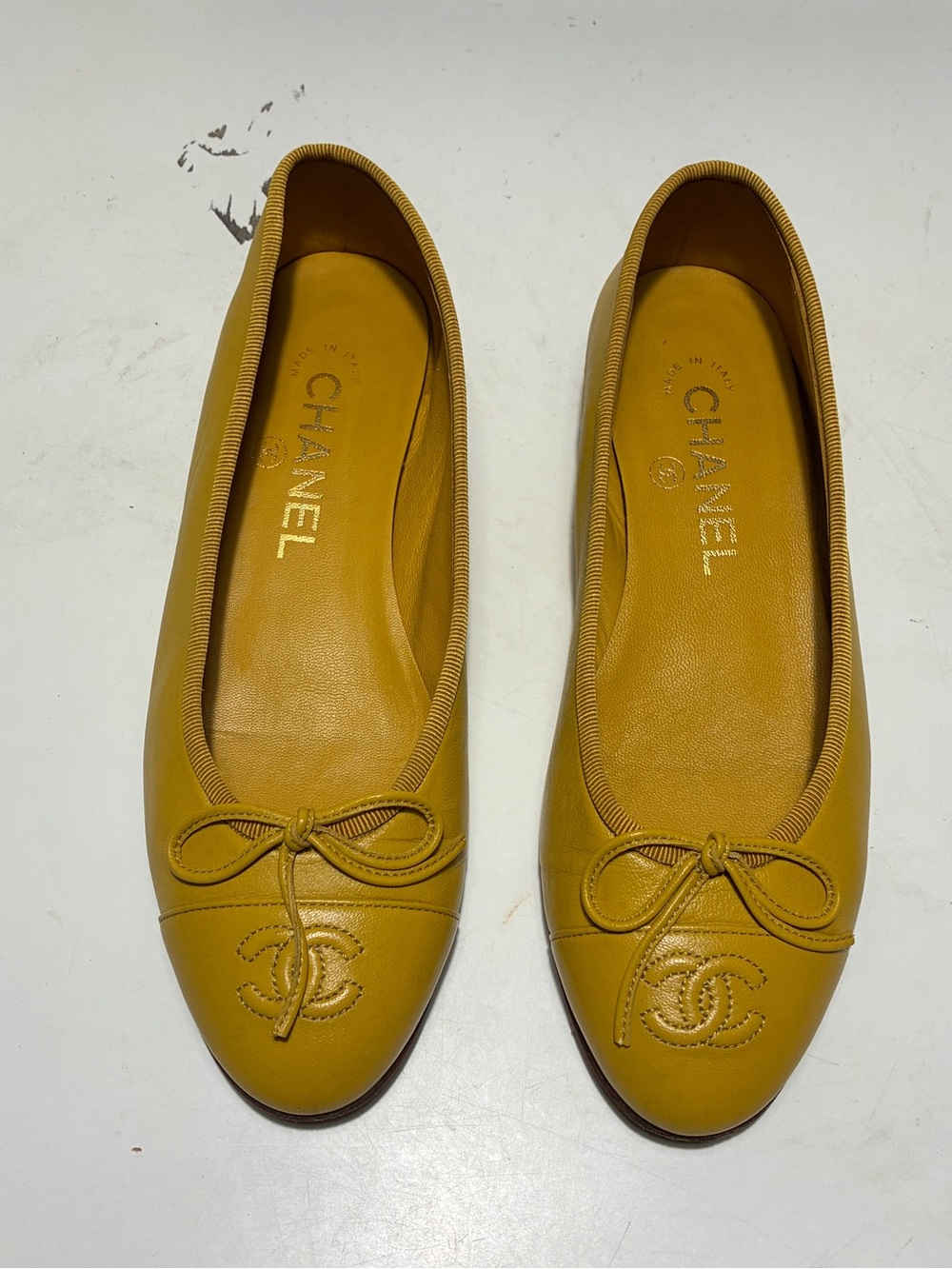 CHANEL Mustard Leather Ballet Flats with CC Bow